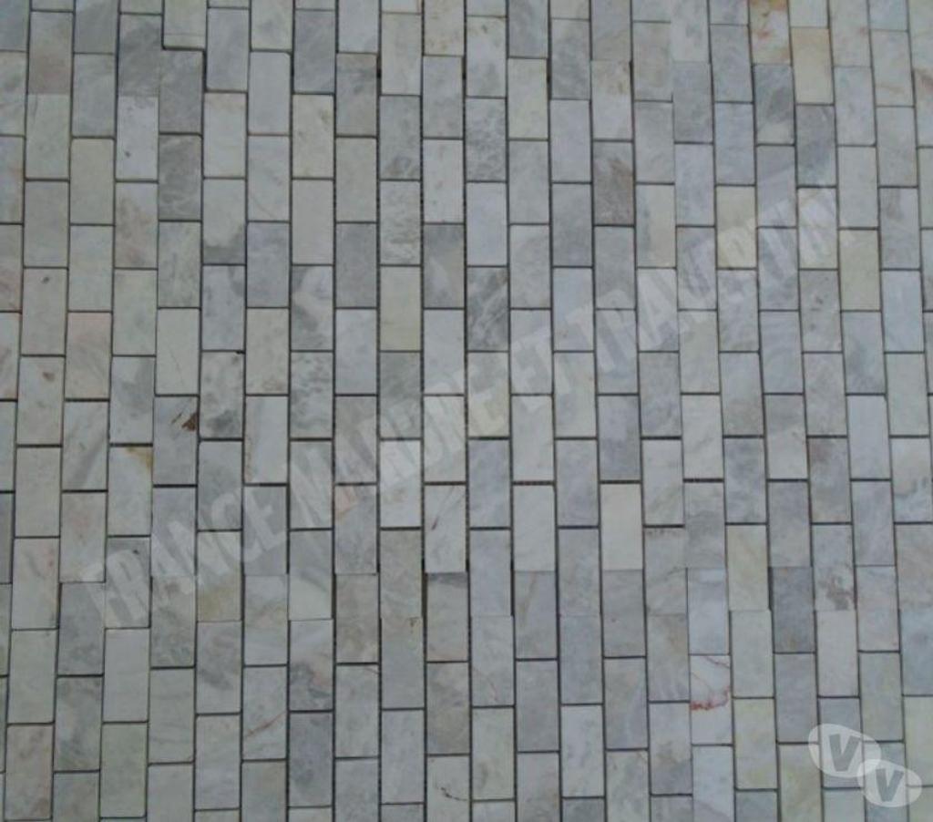  Var Forcalqueiret - 83136 - Photos Vivastreet Dolomite Argent Mosaïque 2,3x4,8 cm REF 3253