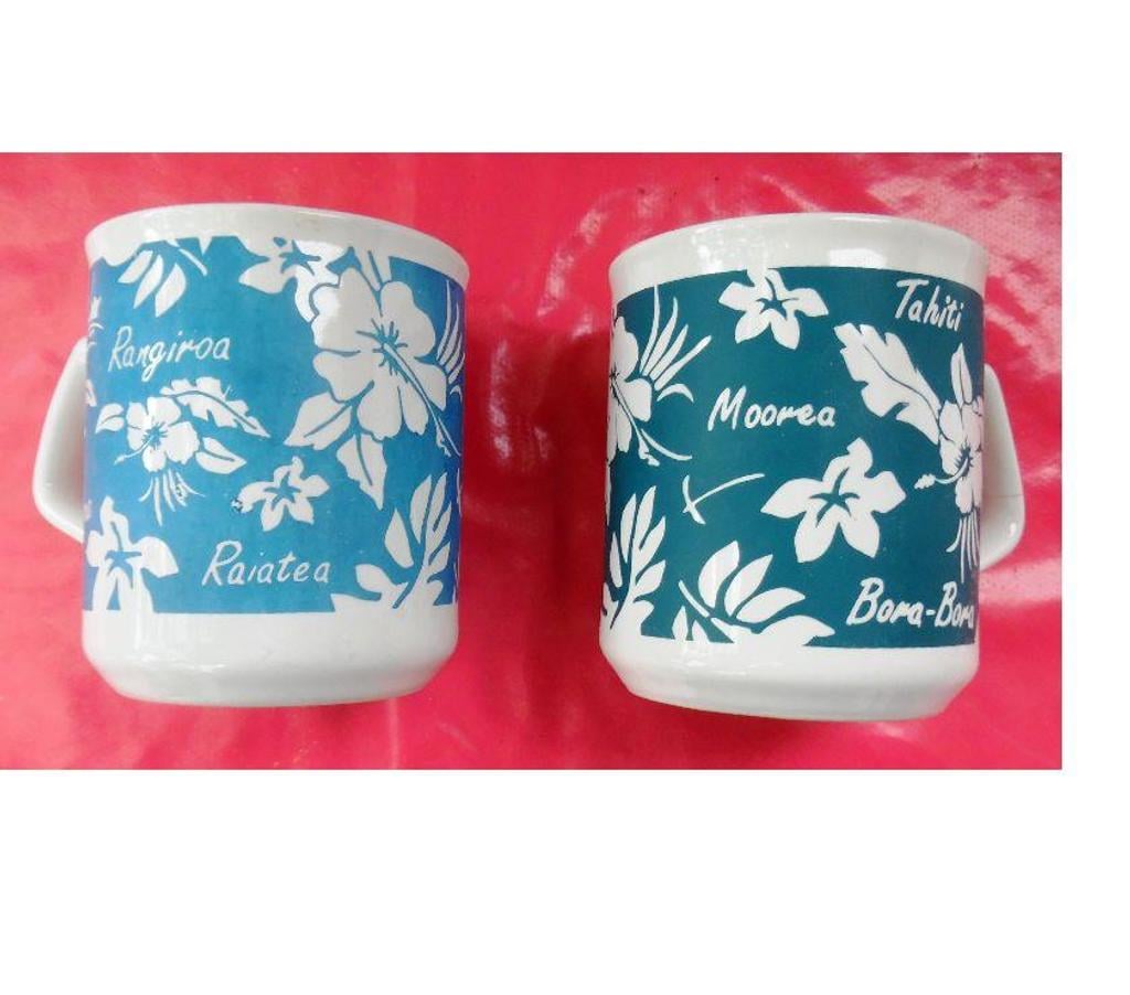 Ameublement & art de la table Hérault Castries - 34160 - Photos Vivastreet 2 mugs (chopes) en céramique d’occasion ramenées de Tahiti 