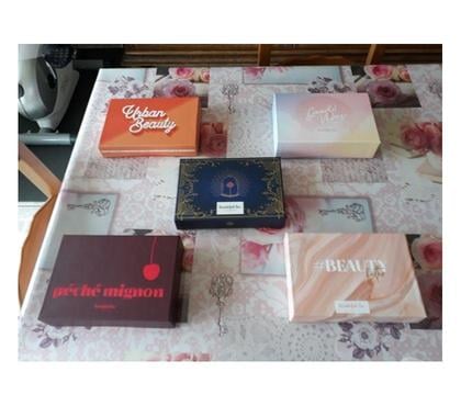 Produits de beauté - santé Maizières-lès-Metz Moselle - Photos Vivastreet Boite surprise Little box beauté femme fete mere maquillage