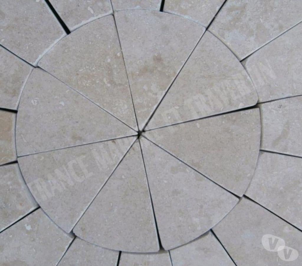  Var Forcalqueiret - 83136 - Photos Vivastreet Travertin ClssBeige Cercle Manoir Diamètre 90 cm REF 1238