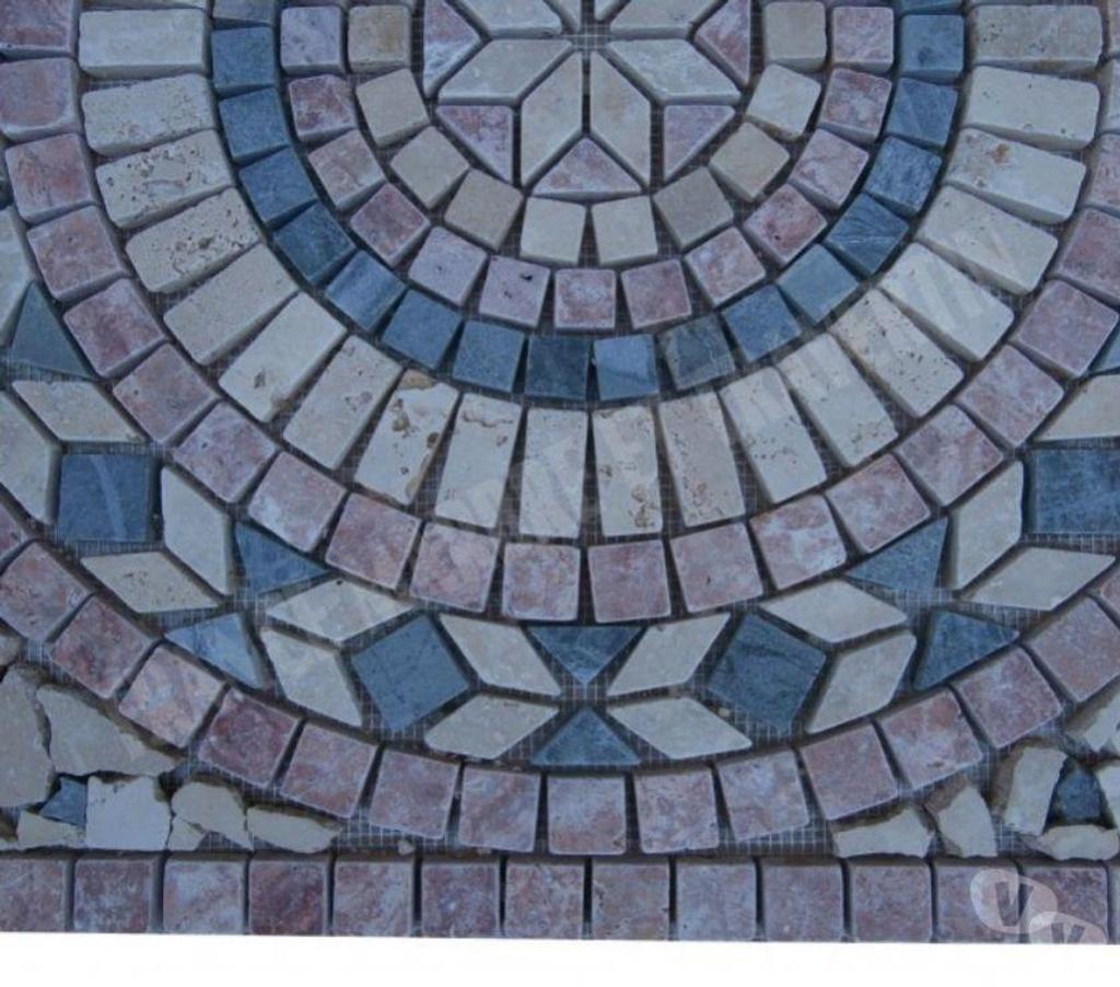  Var Forcalqueiret - 83136 - Photos Vivastreet Travertin Mixte Rosace 61x61 cm REF 1042