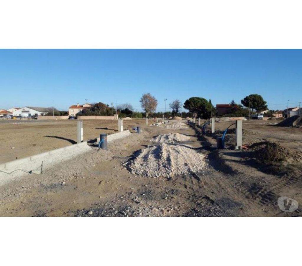 Terrain à vendre Pyrénées-Orientales St Laurent de la Salanque - 66250 - Photos Vivastreet Terrain à bâtir de 561 m² à St-Laurent-de-la-Salanque