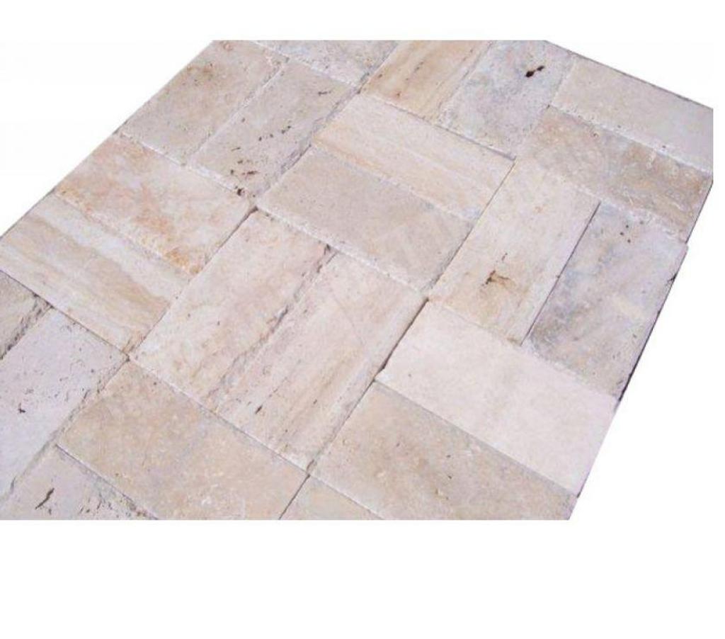  Var Forcalqueiret - 83136 - Photos Vivastreet Travertin Classique Beige Pavé 15x30 cm REF 063