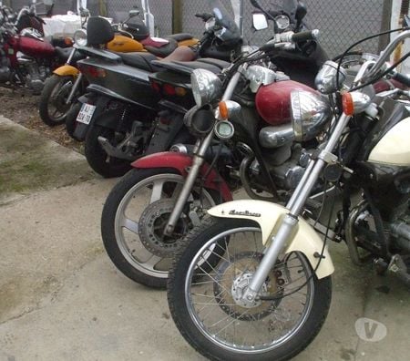 Moto d'occasion Haut-Rhin Colmar - 68000 - Photos Vivastreet Sur Colmar, Belle Custom 125 cm3 an. 1998- 99 - 2000 .
