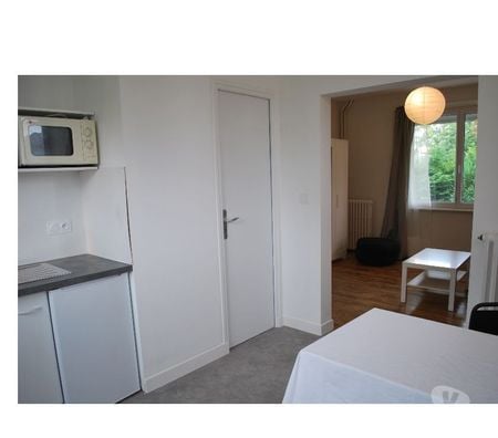 Appartement meublé Finistère Morlaix - 29600 - Photos Vivastreet 01 12 24 S1 StudioT1, ADSL, jardin privé MORLAIX Coatsehro