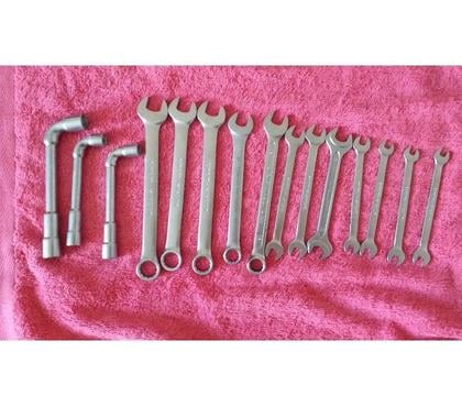 Bricolage - Jardin - Outillage Aix en Provence Aix en Provence - Photos Vivastreet LOTS DE CLES CHROME VANADIUM ACIER TREMPEES TOUTES NEUVES