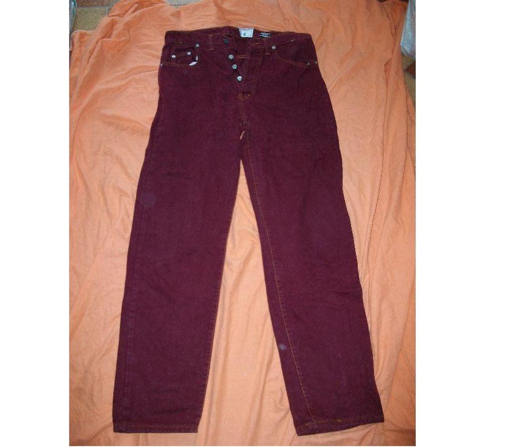 Vêtements occasion Bas-Rhin Bouxwiller - 67330 - Photos Vivastreet Habits HOMME (pantalons, chemises, pulls, gilets, vestes...)