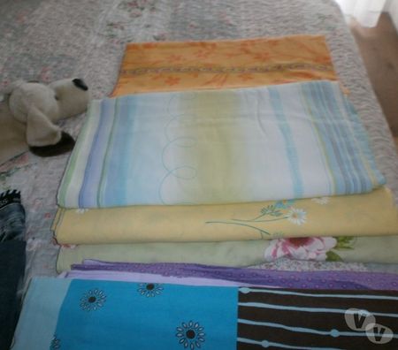 Ameublement & art de la table Landes Sorde l'Abbaye - 40300 - Photos Vivastreet DIVERS HOUSSES DE COUETTES 240X220 EN TTBE FRANCOISE SAGET