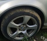 St Clement de la Place - Maine-et-Loire — roues alu Bmw 330 D 3.0  E46 An 2000 184 ch
