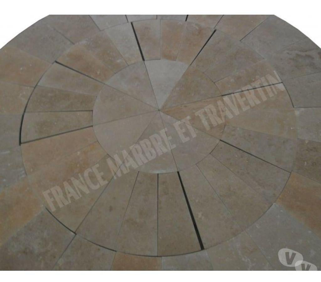  Var Forcalqueiret - 83136 - Photos Vivastreet Travertin Clssb Cercle Manoir Diamètre 270 cm REF 1259