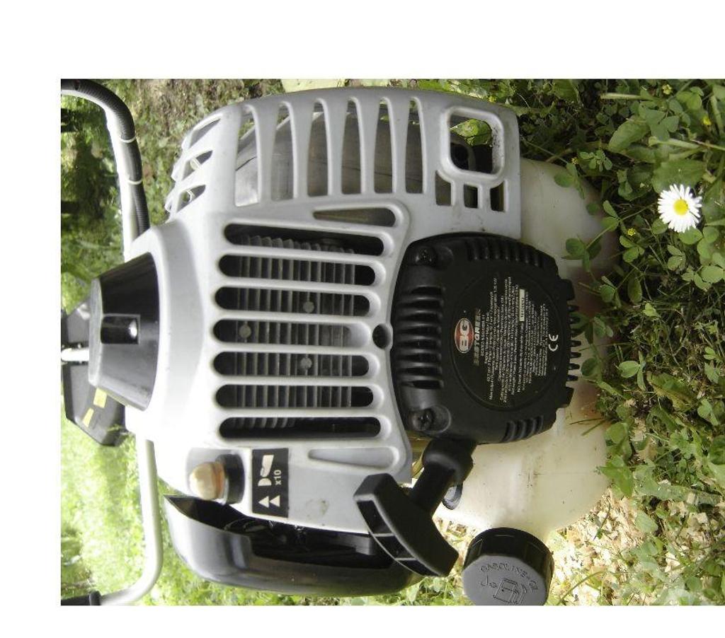  Côte-d'Or Chevigny St Sauveur - 21800 - Photos Vivastreet débroussailleuse bg