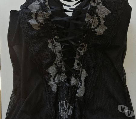 Vêtements occasion Val-d'Oise Bernes sur Oise - 95340 - Photos Vivastreet Top : Bustier Corset A Lacets Taille 90C Neuf