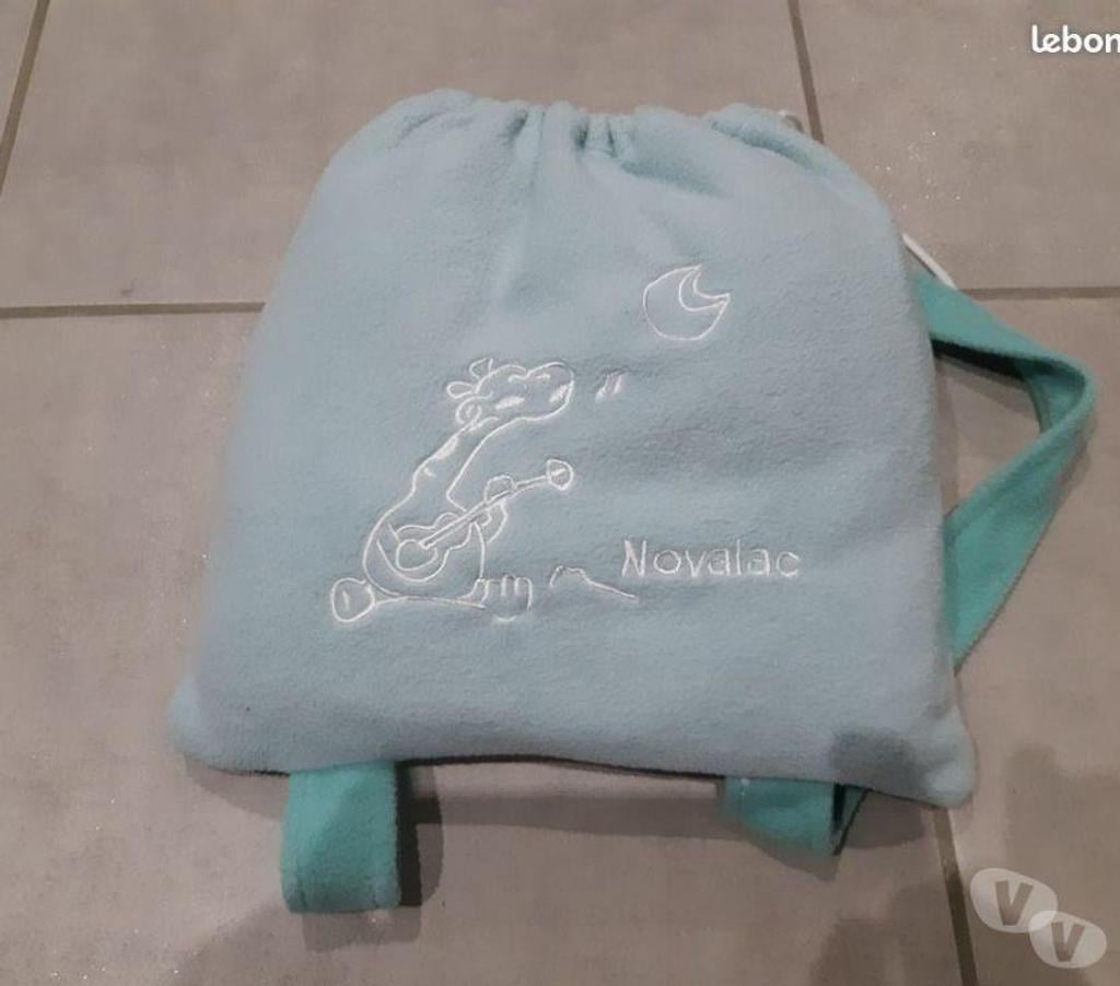 Equipements bébés Puy-de-Dôme Clermont Ferrand - Photos Vivastreet Couverture plaid polaire