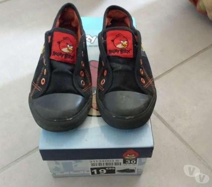 Chaussures occasion Clermont Ferrand Clermont Ferrand - Photos Vivastreet Chaussure en toile Angry Birds pointure 30
