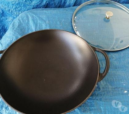 Ameublement & art de la table Bernes sur Oise Val-d'Oise - Photos Vivastreet TOP : WOK En Fonte LE CREUSET Diamètre 37.5Cm Tout Foyers