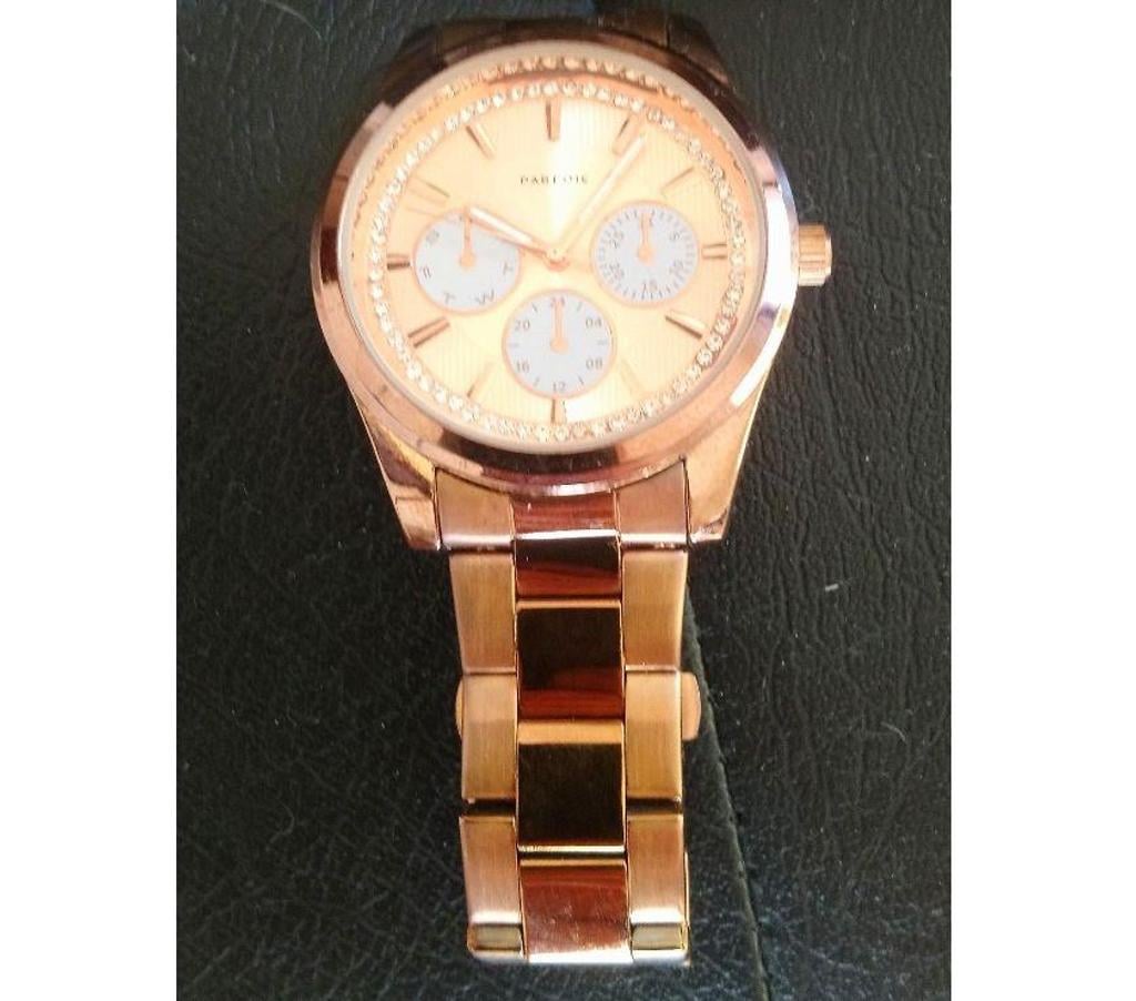 Montres occasion Seine-Saint-Denis La Courneuve - 93120 - Photos Vivastreet Jolie montre Parfois