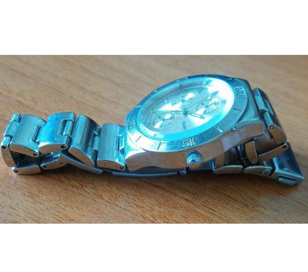 Montres occasion Seine-Saint-Denis La Courneuve - 93120 - Photos Vivastreet Montre Bijou Brigitte pour femme