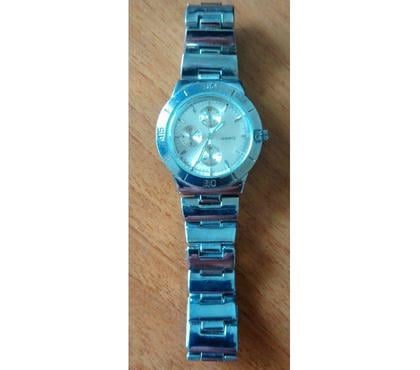 Montres occasion La Courneuve Seine-Saint-Denis - Photos Vivastreet Montre Bijou Brigitte pour femme