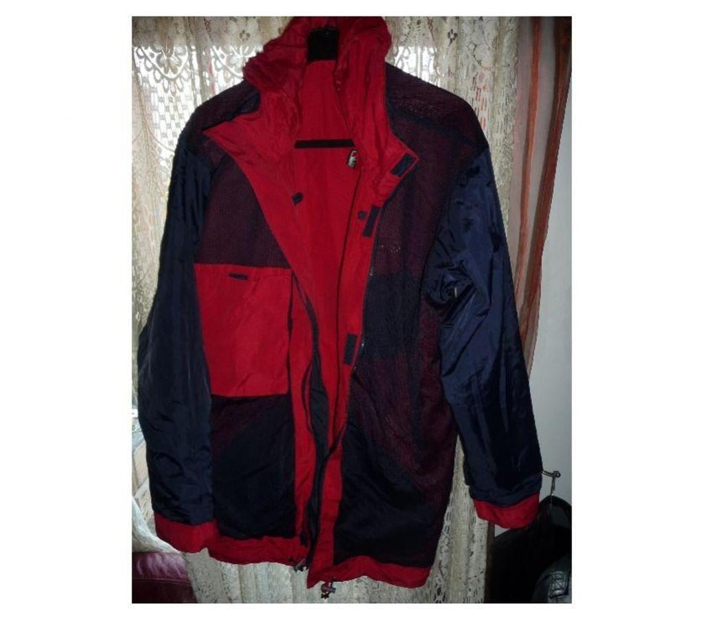 Vêtements occasion Bouches-du-Rhône Aix en Provence - Photos Vivastreet PARKA IMPERMEABLE HOMME TRIBORD XL ROUGE.