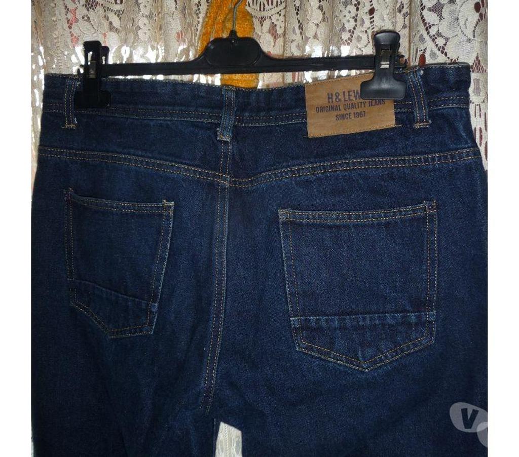 Vêtements occasion Bouches-du-Rhône Aix en Provence - Photos Vivastreet JEANS HARRIS LEWIS HOMME BLEU P42.