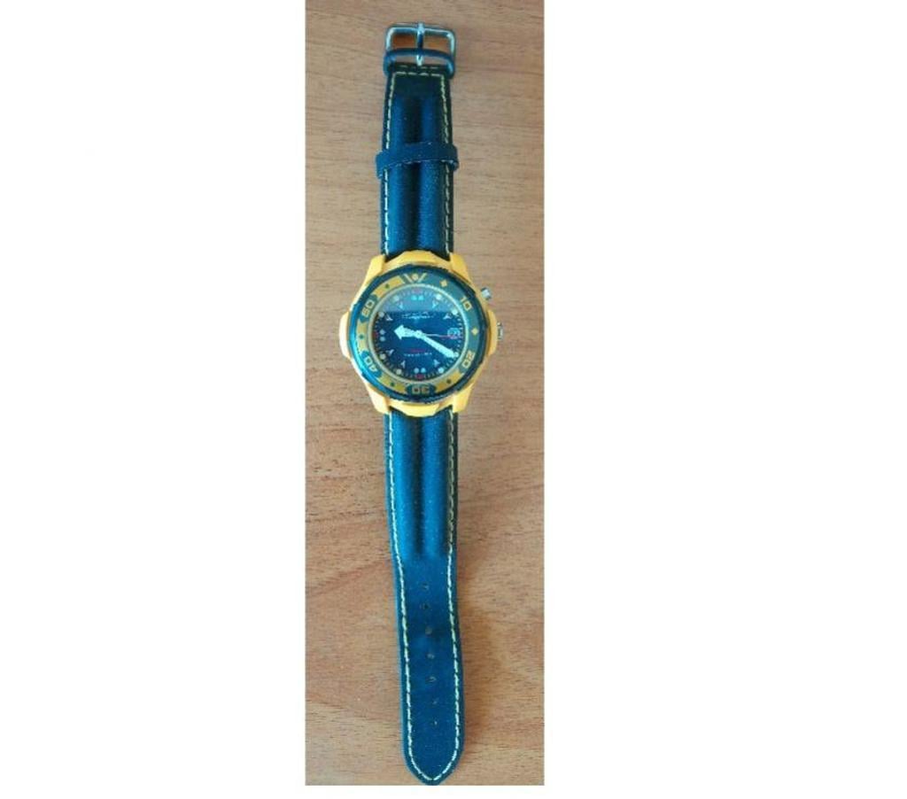 Montres occasion Seine-Saint-Denis La Courneuve - 93120 - Photos Vivastreet Belle Montre Sport