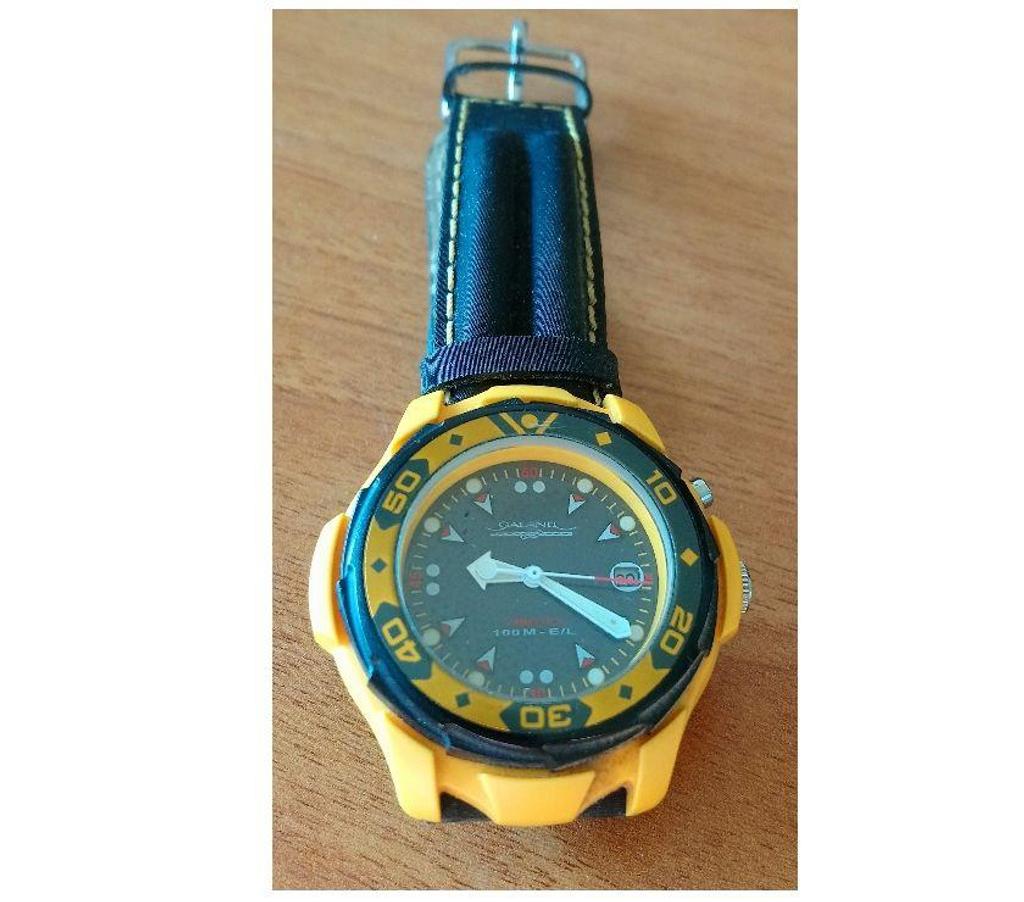 Montres occasion Seine-Saint-Denis La Courneuve - 93120 - Photos Vivastreet Belle Montre Sport