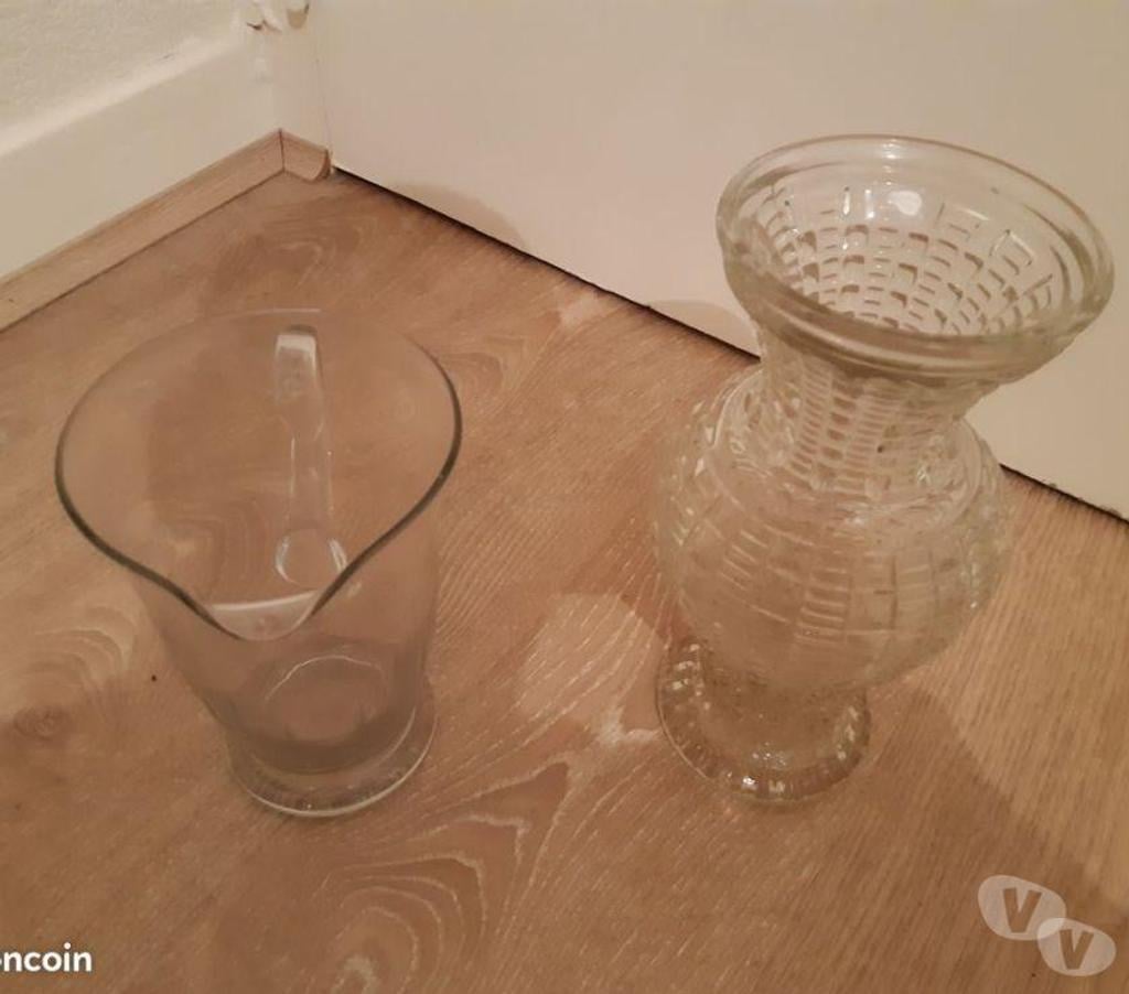 Décoration - art Puy-de-Dôme Clermont Ferrand - Photos Vivastreet Lot de vases VASES