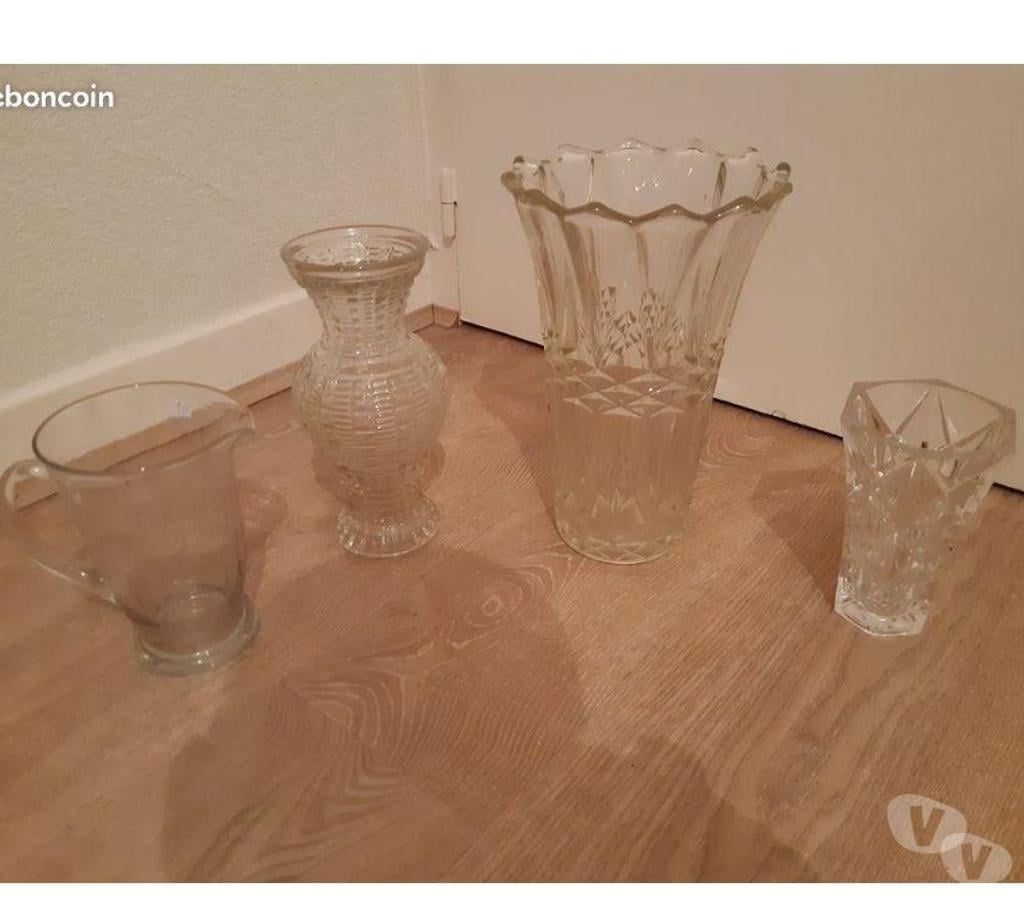 Décoration - art Puy-de-Dôme Clermont Ferrand - Photos Vivastreet Lot de vases VASES