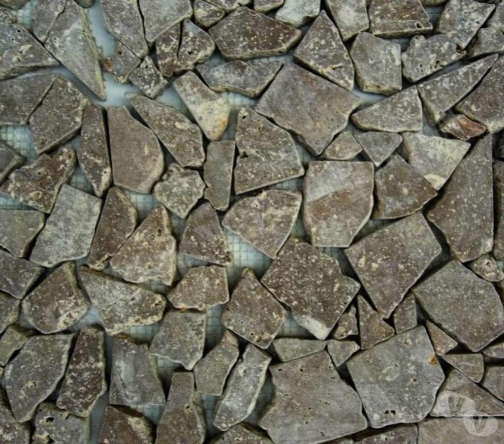  Bouches-du-Rhône Lancon Provence - 13680 - Photos Vivastreet Travertin Noce Marron Mosaïque Modèle Opus Galet REF 522