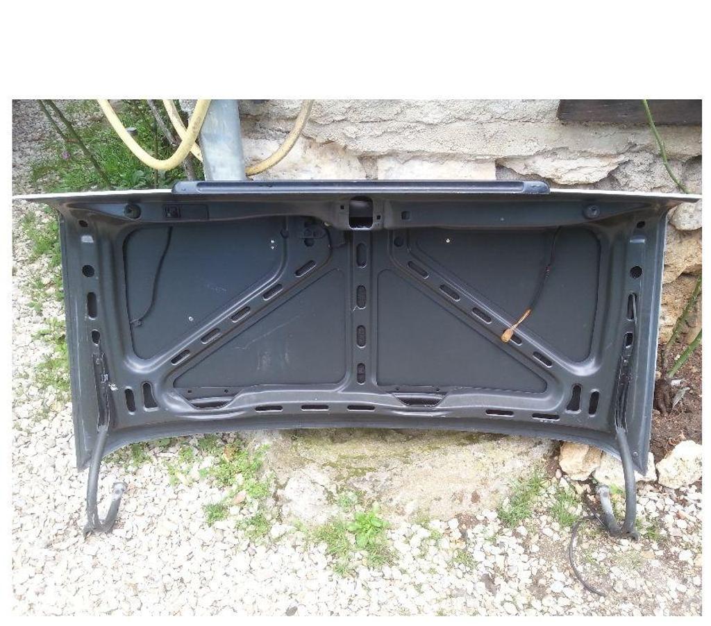 Pièces et services auto Seine-et-Marne Montceaux les Provins - 77151 - Photos Vivastreet coffre mercedes