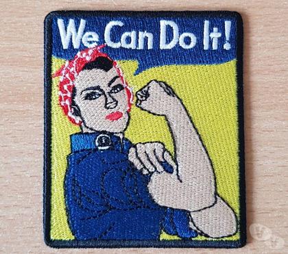 Collection Carnon Hérault - Photos Vivastreet écusson brodé femme bras d'honneur bandana bleu de travail