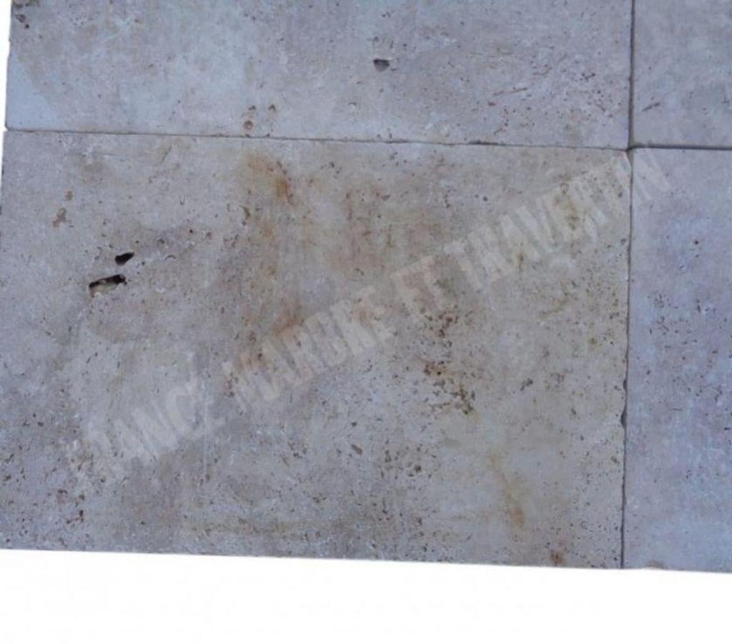  Var Forcalqueiret - 83136 - Photos Vivastreet Travertin Classique Beige 40x60 cm REF 405