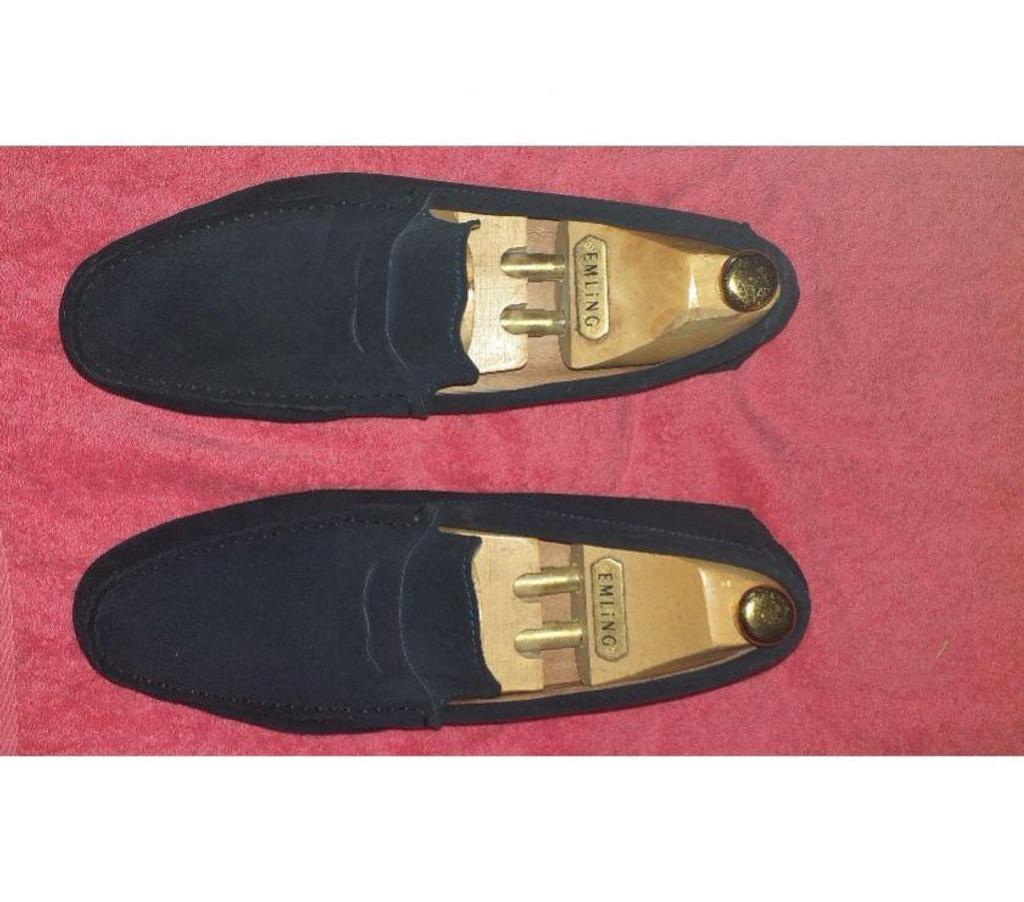 Chaussures Bouches-du-Rhône Aix en Provence - Photos Vivastreet MOCASSINS HOMME BLEU MARINE P 45. 