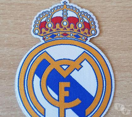 Collections Carnon Hérault - Photos Vivastreet écusson tissu Real Madrid Club de Fútbol football 8x6 cm