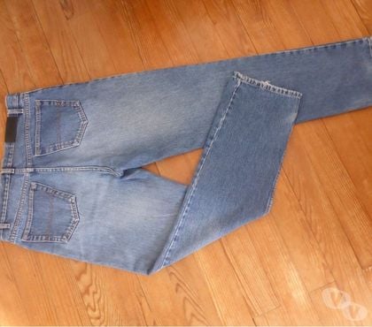 Vêtements occasion Soissons Aisne - Photos Vivastreet 2 ( deux ) JEANS T42