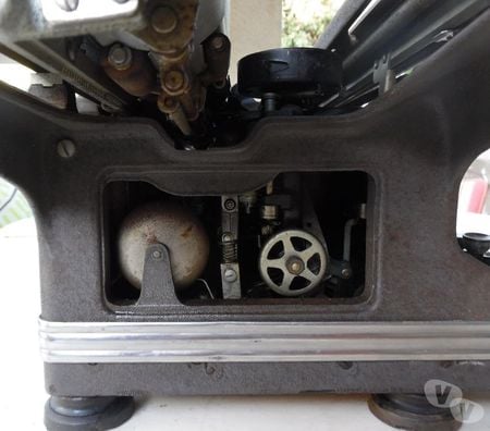 Collection Hérault Castries - 34160 - Photos Vivastreet Machine à écrire ancienne UNDERWOOD TYPEWRITER STANDARD USA