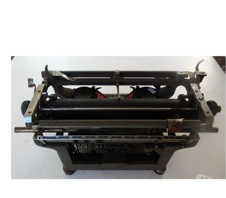 Collection Hérault Castries - 34160 - Photos Vivastreet Machine à écrire UNDERWOOD N° de série 3650376 - I2 azerty