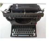 Machine à écrire UNDERWOOD N° de série 3650376 - I2 azerty