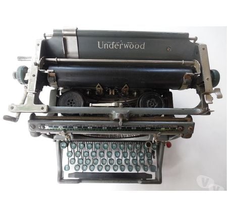 Collection Hérault Castries - 34160 - Photos Vivastreet Machine à écrire UNDERWOOD N° de série 847630 - II azerty