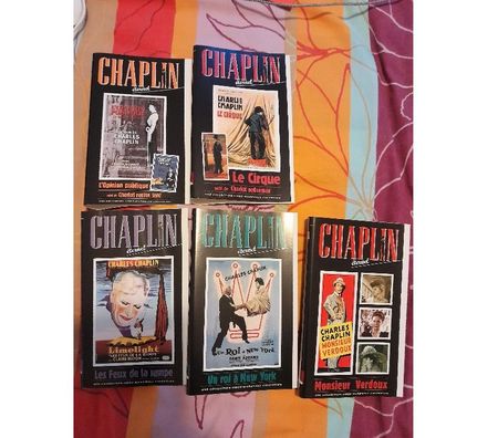 Collection Haute-Garonne Castanet Tolosan - 31320 - Photos Vivastreet 16 Jaquettes de VHS de films de Charlie CHAPLIN + 2 gratuit