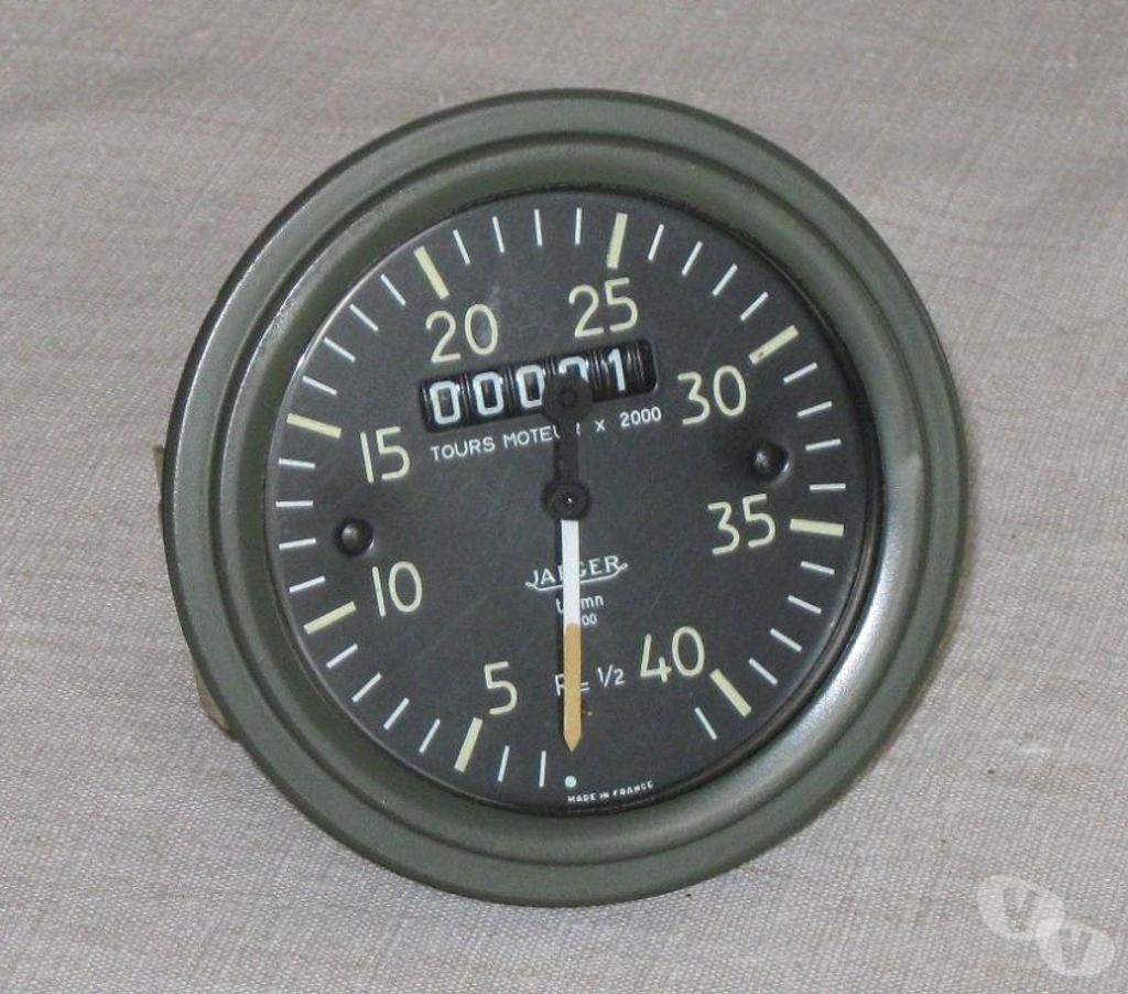 Equipements utilitaire Yvelines Maule - 78580 - Photos Vivastreet Compte-tours Jaeger pour Véhicule militaire ancien