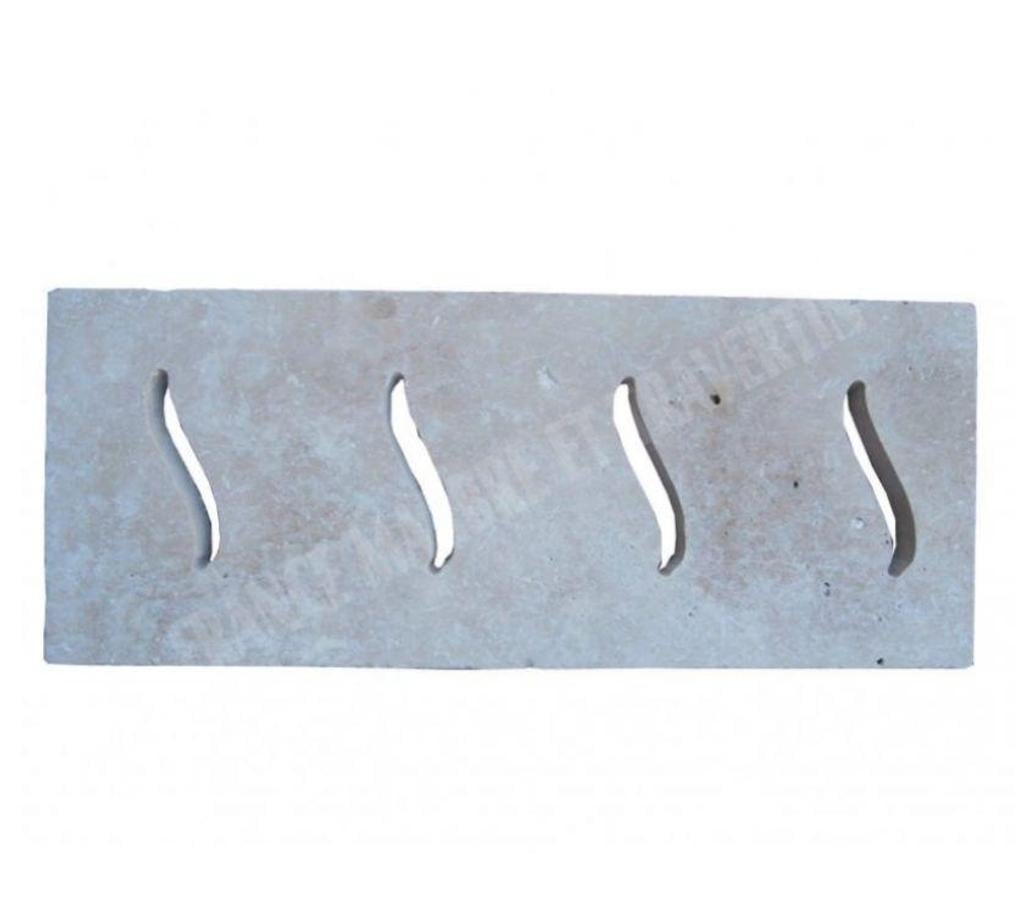  Var Forcalqueiret - 83136 - Photos Vivastreet Travertin Clss Grille Serpent 25x61 cm REF 1413