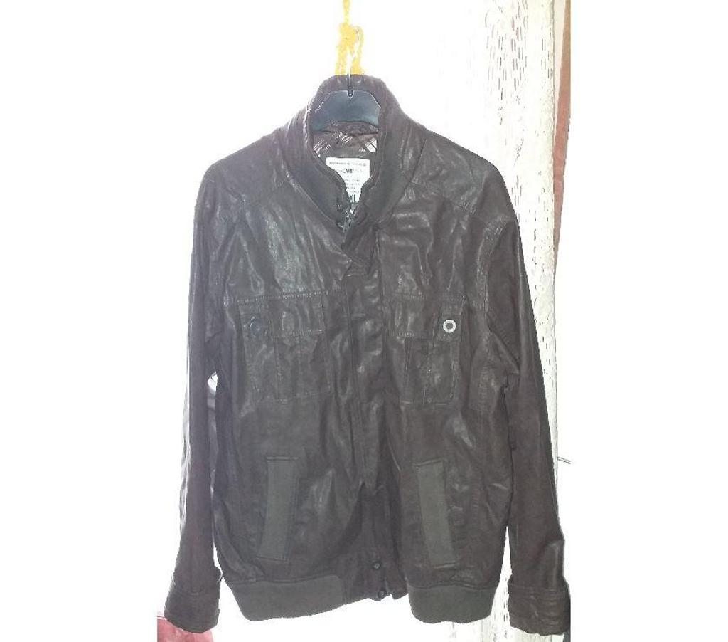 Vêtements occasion Bouches-du-Rhône Aix en Provence - Photos Vivastreet VESTE HOMME 100 % CUIR AGNEAU MARRON FONCE TAILLE XXL NEUVE.