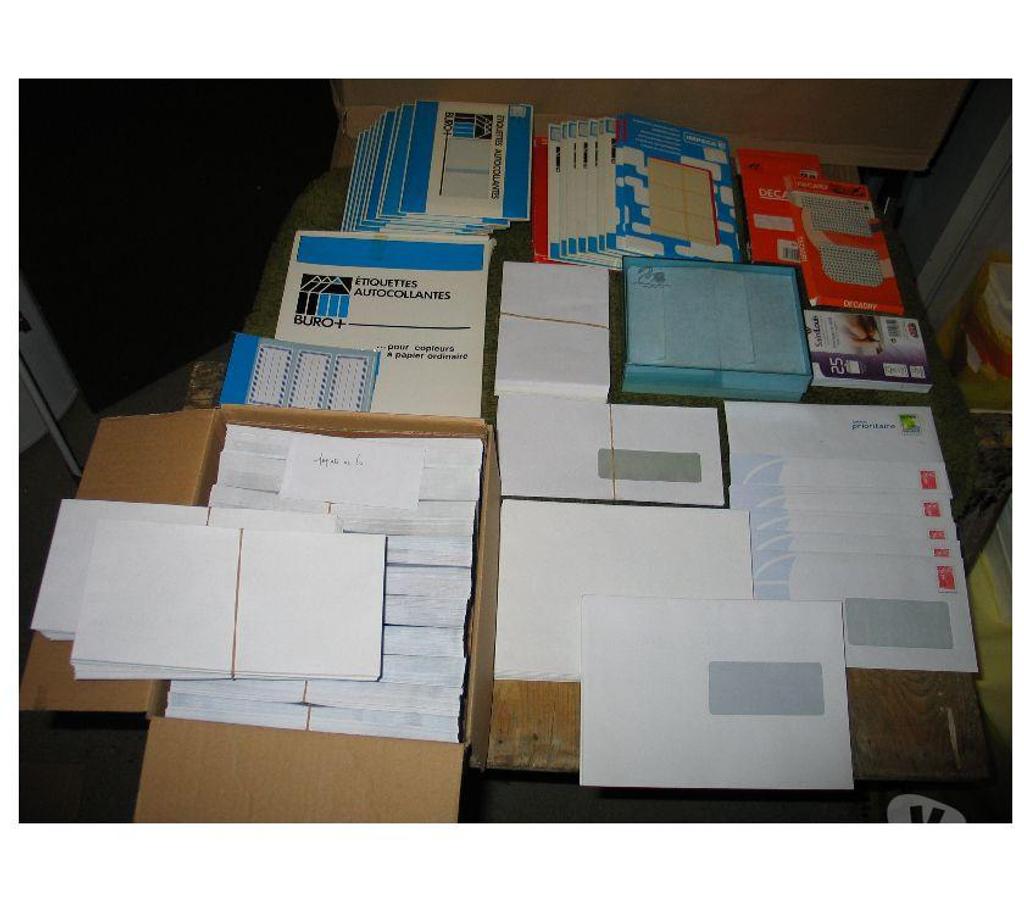 Accessoires - Bagagerie Essonne Quincy sous Senart - 91480 - Photos Vivastreet Toutes fournitures scolaires et de bureau