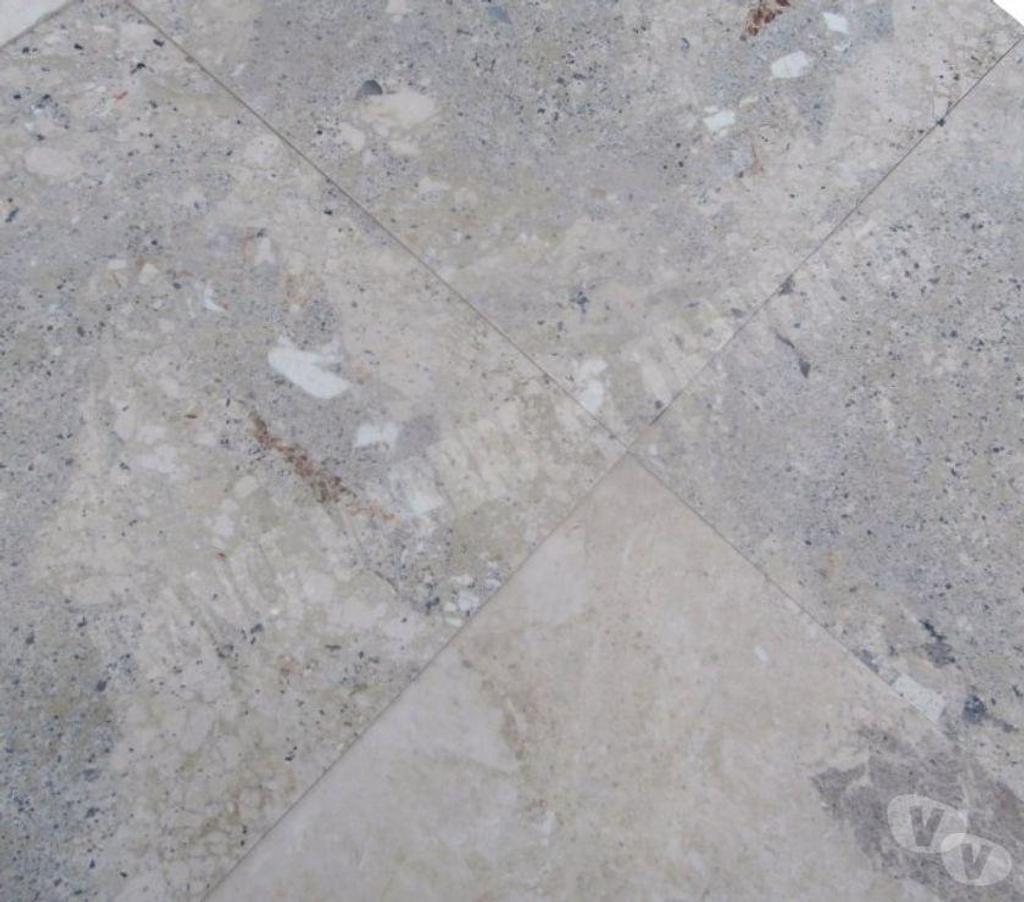  Var Forcalqueiret - 83136 - Photos Vivastreet Marbre Marfil Beige Silver Shell 61x61 cm REF 1396