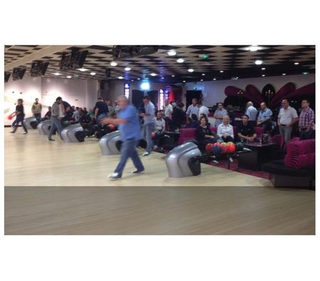 Autres sorties Paris Paris 15ème ardt - 75015 - Photos Vivastreet Team building bowling diner pour groupes