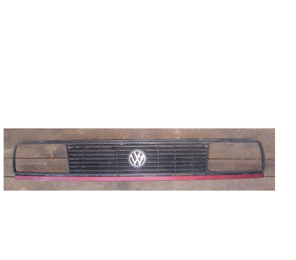 Pièces et services auto Hérault Castries - 34160 - Photos Vivastreet Cause retraite je vends pas cher les plastiques suivants