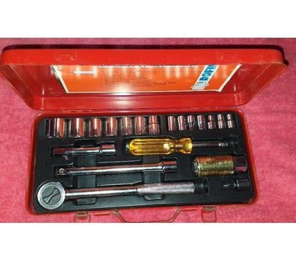 Bricolage - Jardin - Outillage Aix en Provence Aix en Provence - Photos Vivastreet DOUILLES ET ACCESSOIRES DOFIN 20 PIECES