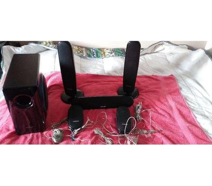 Photo - Video - Son Aix en Provence Aix en Provence - Photos Vivastreet SIX ENCEINTES HOME CINEMA SAMSONG NOIRE.