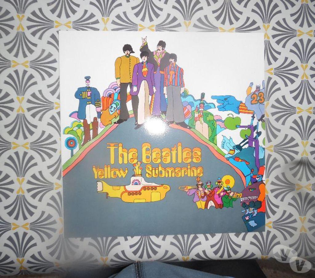 CDs Hérault Castries - 34160 - Photos Vivastreet THE BEATLES COLLECTION L'INTEGRALE16 ALBUMS 33 TOURS